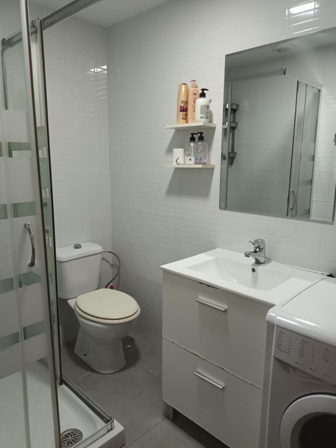Apartamentos Vialia Sol Y Playa Málaga Exteriör bild