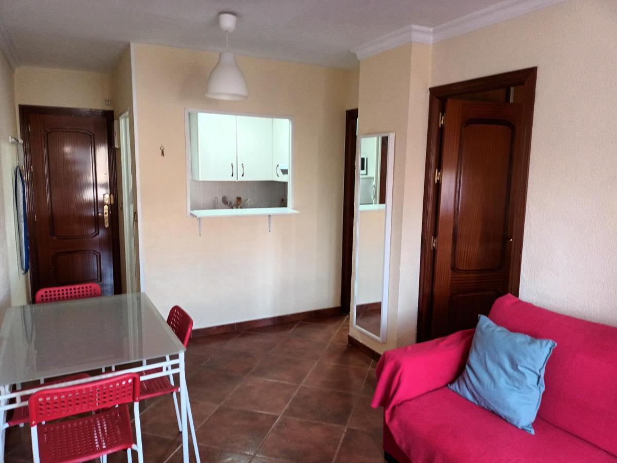 Apartamentos Vialia Sol Y Playa Málaga Exteriör bild